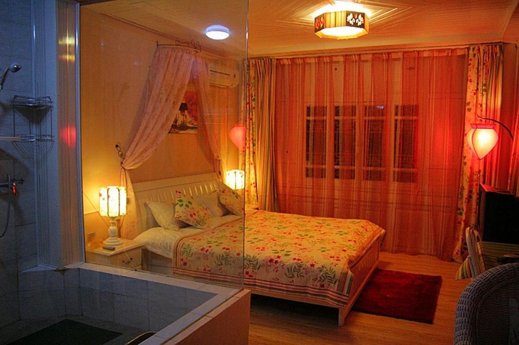 Yunxi Inn Lijiang  Rum bild